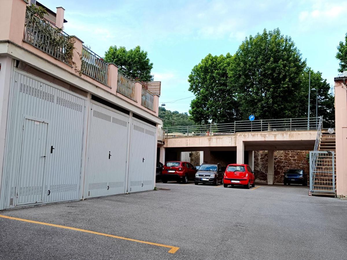 A Casa Di Pizz - Bilocale Con Parcheggio Privato Savona Exterior foto